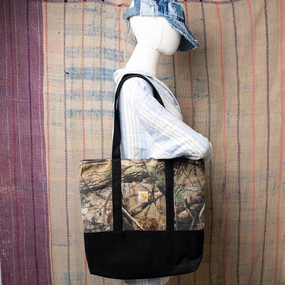 Upcycled handmade carhartt x realtree tote bag - Picture 2 of 7